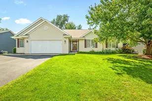 803 Babich Ln, Winnebago, IL 61088 - Photo 1