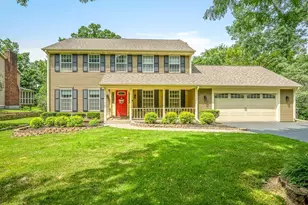 12352 N Ledges Dr, Roscoe, IL 61073 - Photo 1