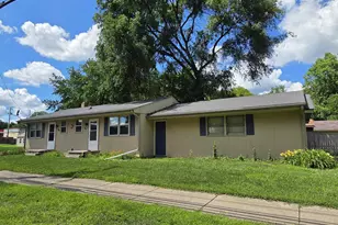 927-929 Halsted Rd, Rockford, IL 61103 - Photo 1