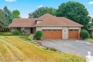 6853 Prairienook, Roscoe, IL 61073 - Photo 1