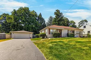 128 Warren Ave, Rockford, IL 61107 - Photo 1