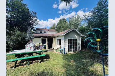 222 James Ave, Waynesboro, VA 22980 - Photo 4