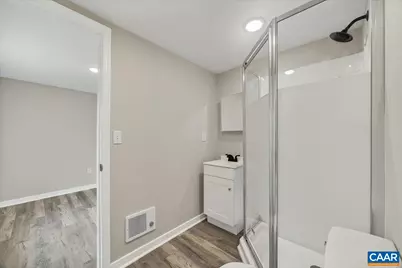 1003 W Johnson St, Staunton, VA 24401 - Photo 14