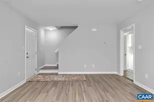 229 S Winchester Ave, Waynesboro, VA 22980 - Photo 4