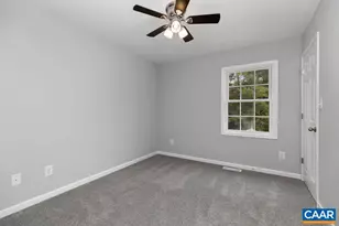 229 S Winchester Ave, Waynesboro, VA 22980 - Photo 20