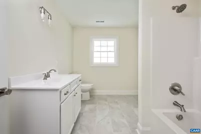 913 Gardner St, Waynesboro, VA 22980 - Photo 24