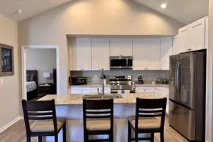 201 Spring Run Ln, Waynesboro, VA 22980 - Photo 8