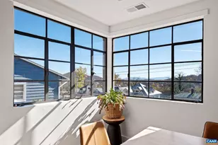 645 W Frederick St, Staunton, VA 24401 - Photo 20