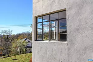 645 W Frederick St, Staunton, VA 24401 - Photo 48