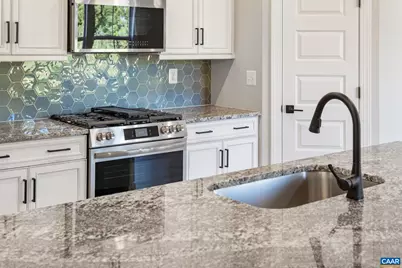 145 Sunbird Ln, Waynesboro, VA 22980 - Photo 12