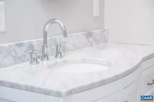 811 Westover Dr, Staunton, VA 24401 - Photo 18