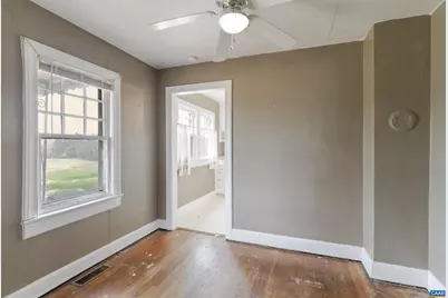 1007 Sherwood Ave, Waynesboro, VA 22980 - Photo 6