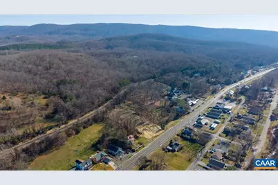 1357 E Main St, Waynesboro, VA 22980 - Photo 10