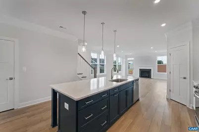 141 Springdale Rd, Waynesboro, VA 22980 - Photo 8