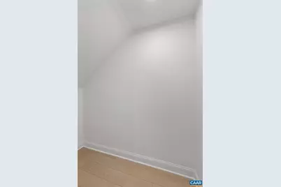 321 Springdale Rd, Waynesboro, VA 22980 - Photo 8