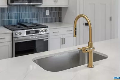 321 Springdale Rd, Waynesboro, VA 22980 - Photo 10