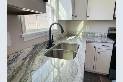 202 Robin Hood Rd, Staunton, VA 24401 - Photo 14