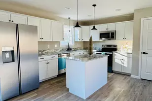 202 Robinhood Rd, Staunton, VA 24401 - Photo 12