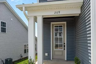 135 Springdale Rd, Waynesboro, VA 22980 - Photo 4