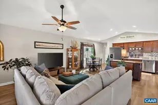 445 Kirby Ave, Waynesboro, VA 22980 - Photo 14