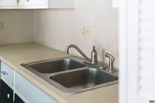 814 N Coalter St, Staunton, VA 24401 - Photo 8