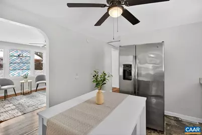 323 Driscoll St, Staunton, VA 24401 - Photo 12