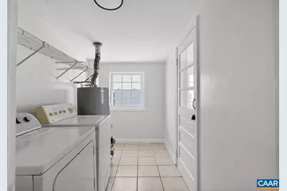 323 Driscoll St, Staunton, VA 24401 - Photo 28