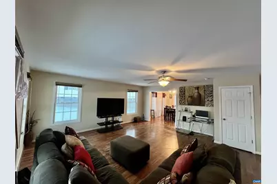 305 Overview St, Waynesboro, VA 22980 - Photo 8