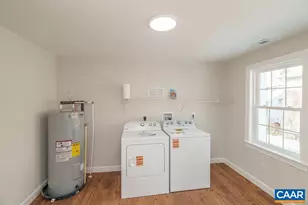 1433 Harding Ave, Waynesboro, VA 22980 - Photo 14