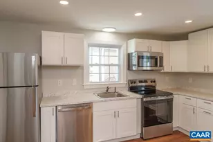 1433 Harding Ave, Waynesboro, VA 22980 - Photo 4