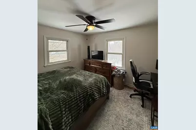 2405 Bare St, Staunton, VA 24401 - Photo 12