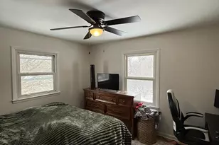 2405 Bare St, Staunton, VA 24401 - Photo 12