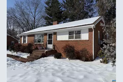 908 Belmore Ave, Staunton, VA 24401 - Photo 2