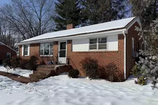 908 Belmore Ave, Staunton, VA 24401 - Photo 2