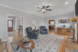 124 Pelham Woods Cir, Waynesboro, VA 22980 - Photo 10