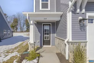 309 Springdale Rd, Waynesboro, VA 22980 - Photo 4