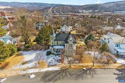 428 Maple Ave, Waynesboro, VA 22980 - Photo 4