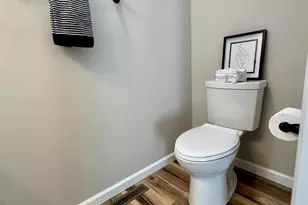 200 Robinhood Rd, Staunton, VA 24401 - Photo 26