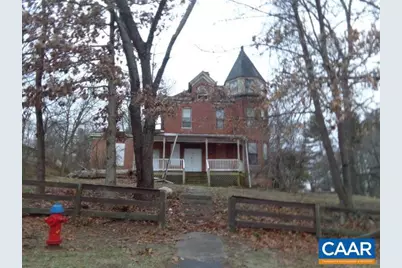 1040 Reservoir St, Waynesboro, VA 22980 - Photo 2