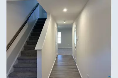 325 Willowshire Ct, Waynesboro, VA 22980 - Photo 2