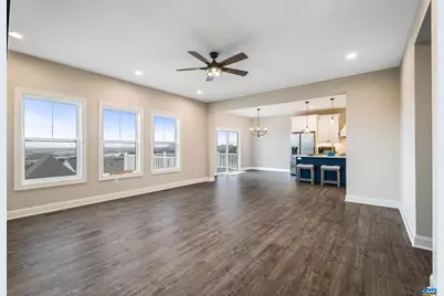 114 Chamberlain Dr, Staunton, VA 24401 - Photo 4