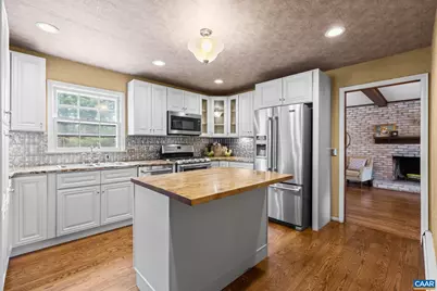 303 Copeland Dr, Staunton, VA 24401 - Photo 18