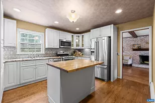 303 Copeland Dr, Staunton, VA 24401 - Photo 18