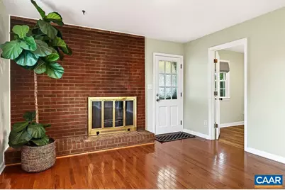 205 Stonewall Dr, Waynesboro, VA 22980 - Photo 32