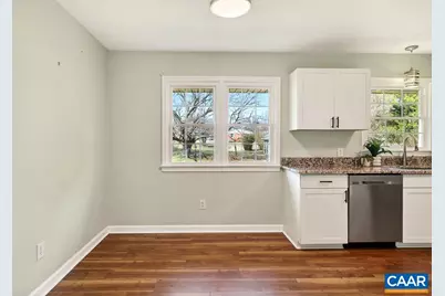 205 Stonewall Dr, Waynesboro, VA 22980 - Photo 16