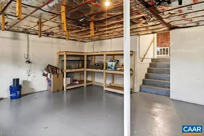 205 Stonewall Dr, Waynesboro, VA 22980 - Photo 42