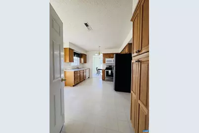 212 Kingsport Rd, Waynesboro, VA 22980 - Photo 16