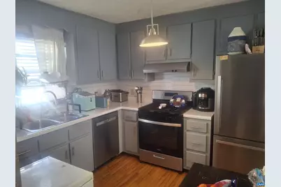 642 N Delphine Ave, Waynesboro, VA 22980 - Photo 6