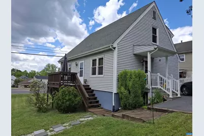 642 N Delphine Ave, Waynesboro, VA 22980 - Photo 1