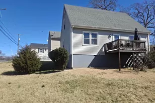 642 N Delphine Ave, Waynesboro, VA 22980 - Photo 1